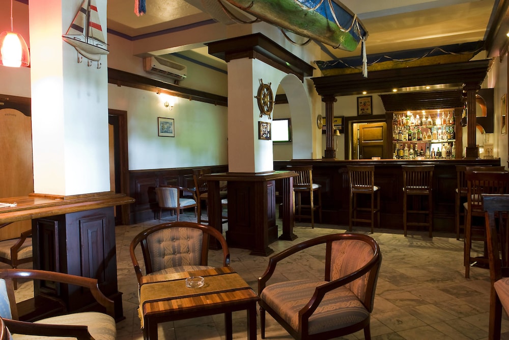 Protea Hotel by Marriott Dar es Salaam Courtyard 6/49