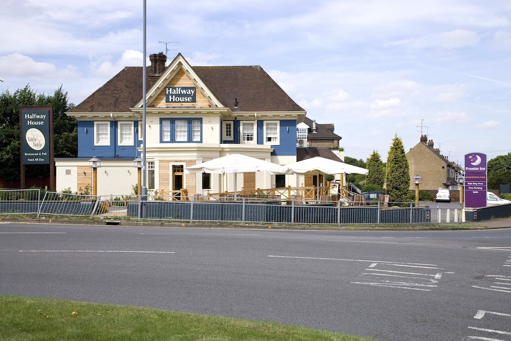Premier Inn Dunstable / Luton in LUTON