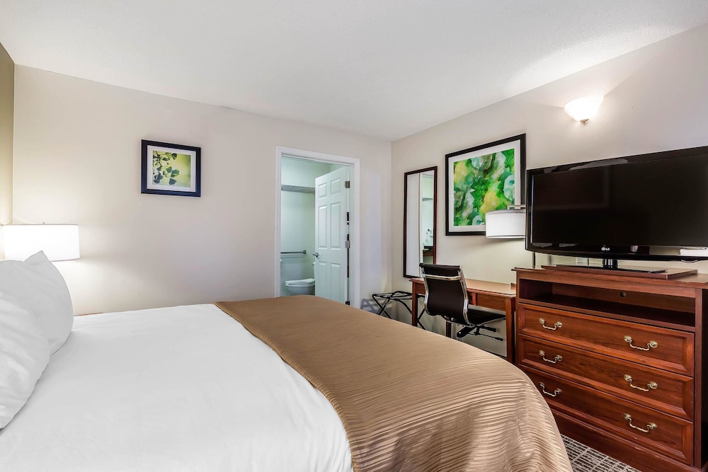 Quality Inn Gallatin-Nashville Metro 14/33