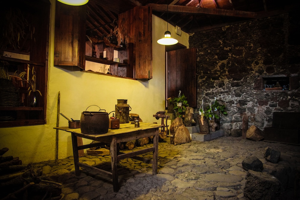 La Casona Del Patio 49/70