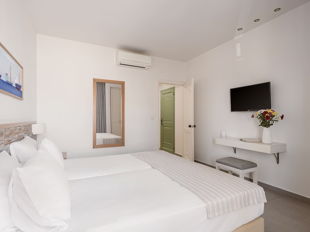 Erato Beach Hotel - Adults Only 19/50