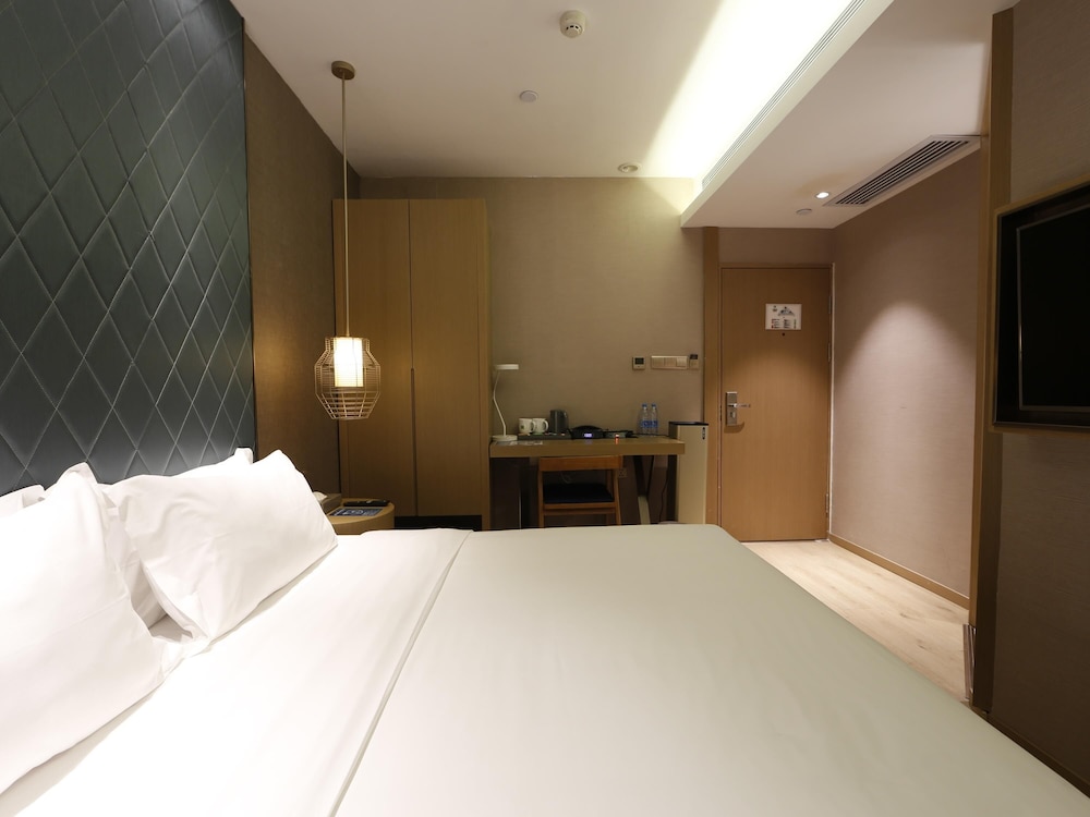 ibis Styles Xiamen Zhongshan Rd Walking Street Hotel 10/49