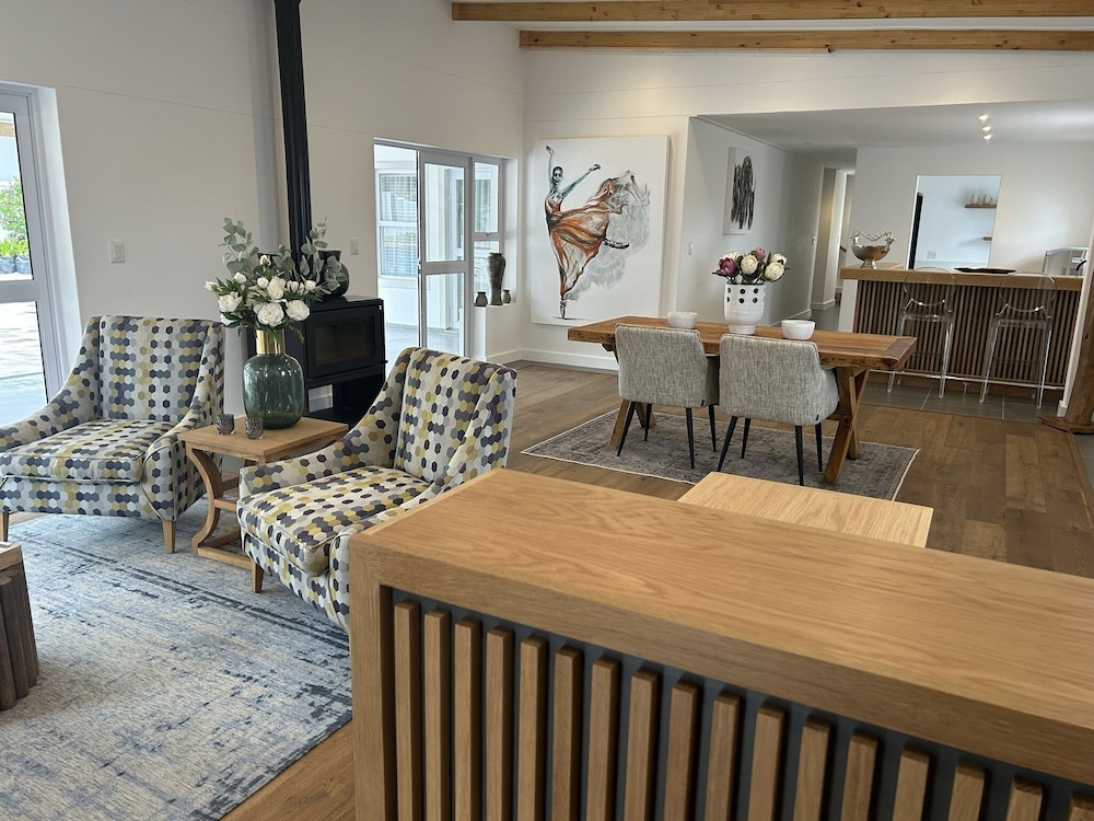 Mirabelle Guesthouse 25/50