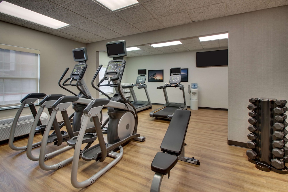 Drury Inn and Suites San Antonio Northwest Medical Center 25/50