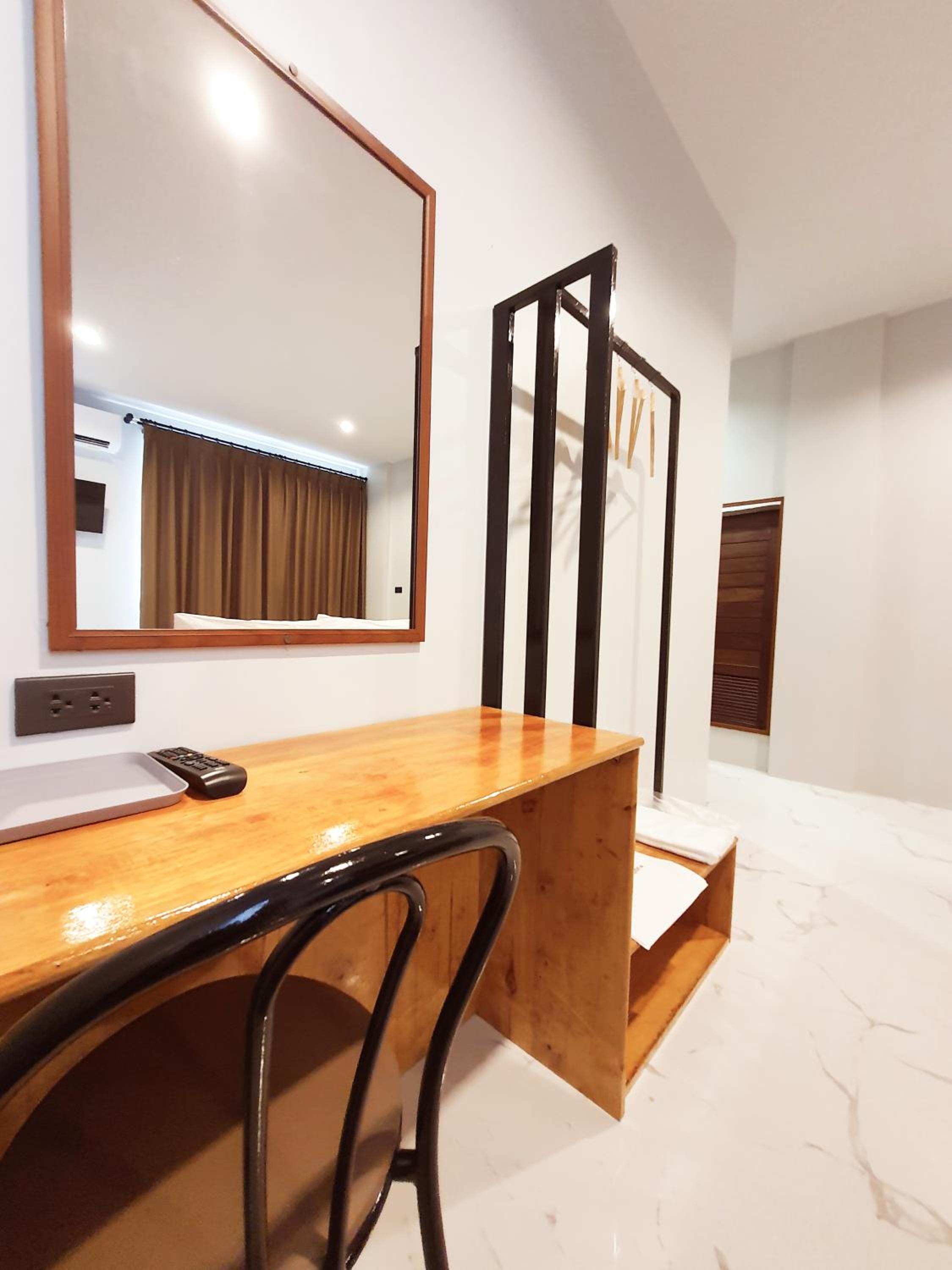SUhotel Suratthani 3/50