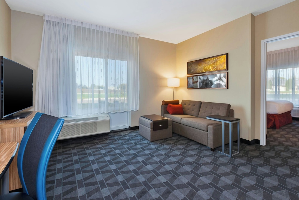 TownePlace Suites by Marriott Grand Rapids Airport Southeast 36/48