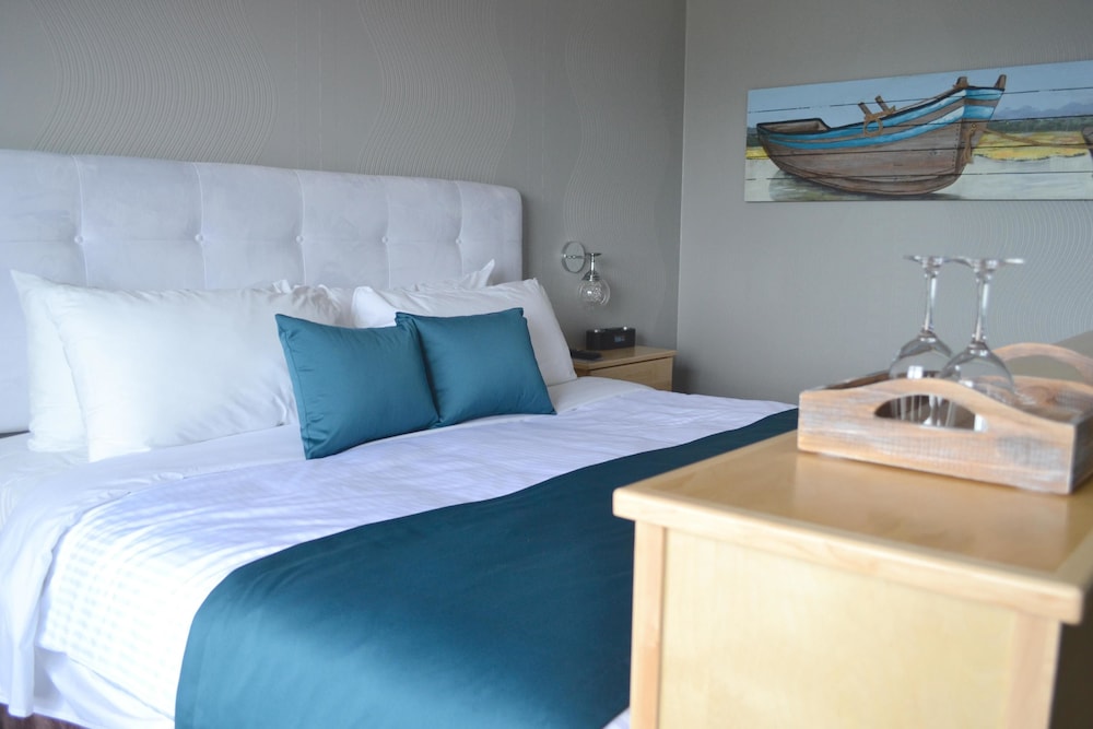 Hostellerie Baie Bleue 34/72
