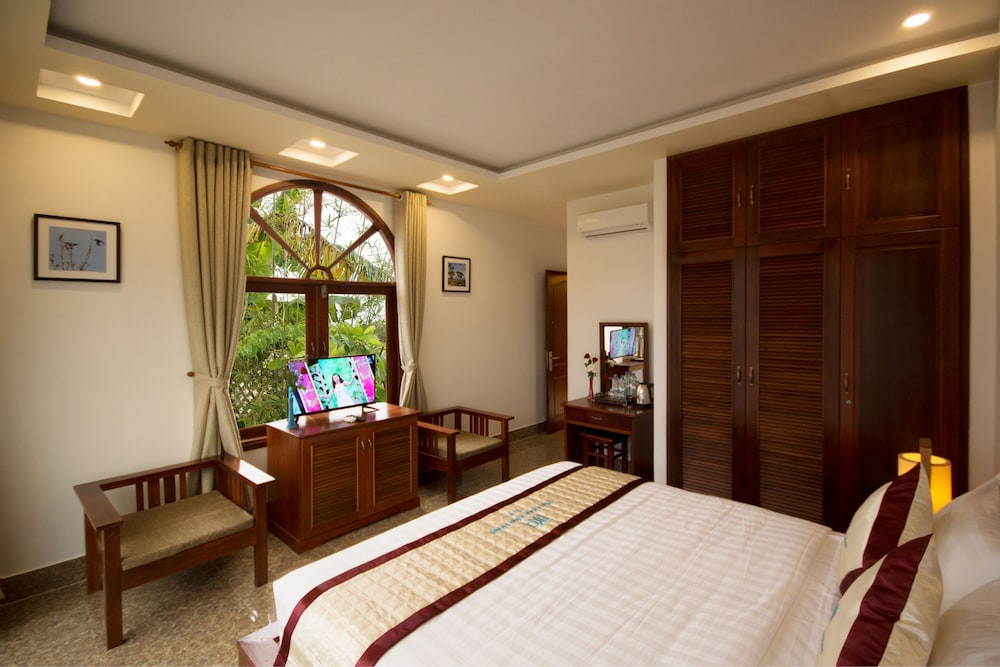 Phu Quoc Blue Hotel 9/18
