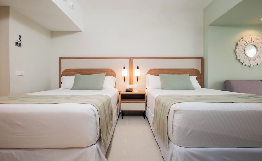 غرفة قياسية بسرير كينج