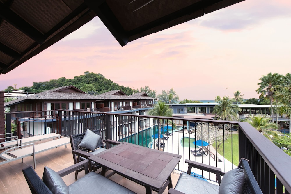 Holiday Ao Nang Beach Resort Krabi 25/50
