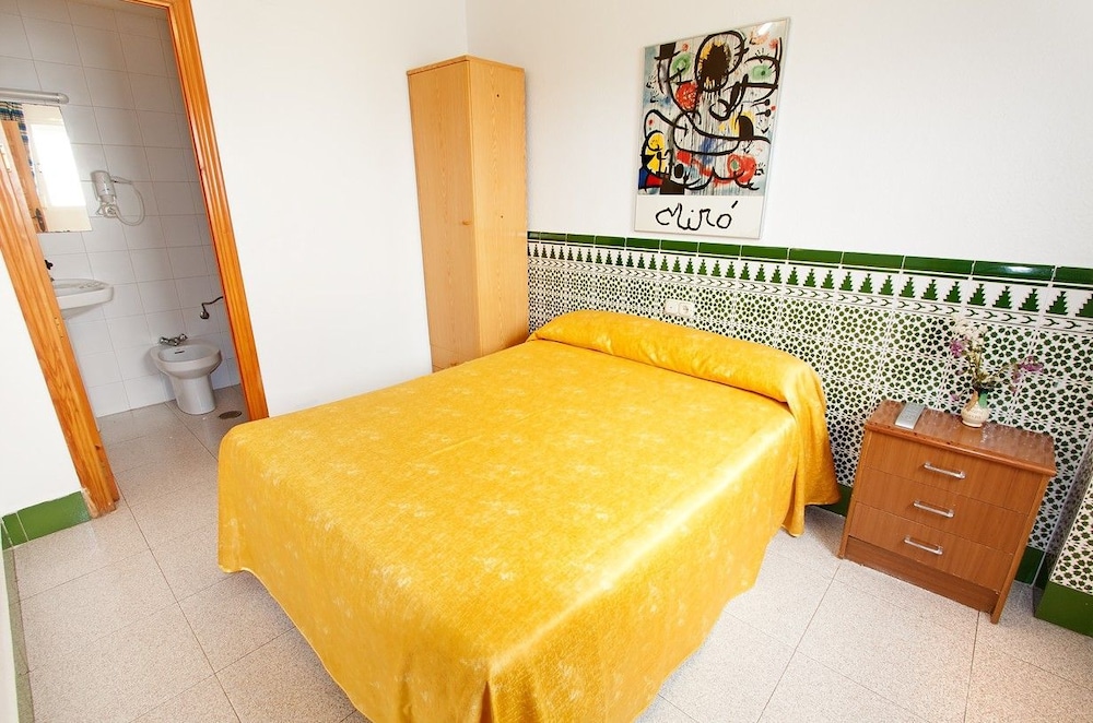 Hostal Estación Almeria 16/30