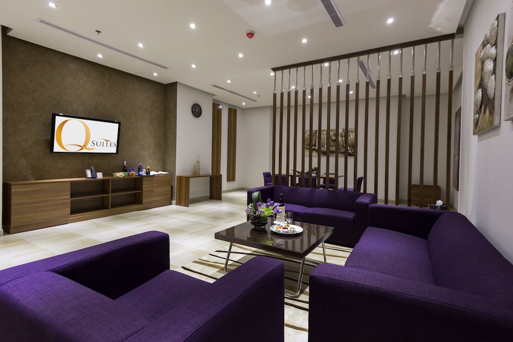 أجنحة كيو جدة باي إيوا(Q Suites Jeddah By Ewa) 7/35