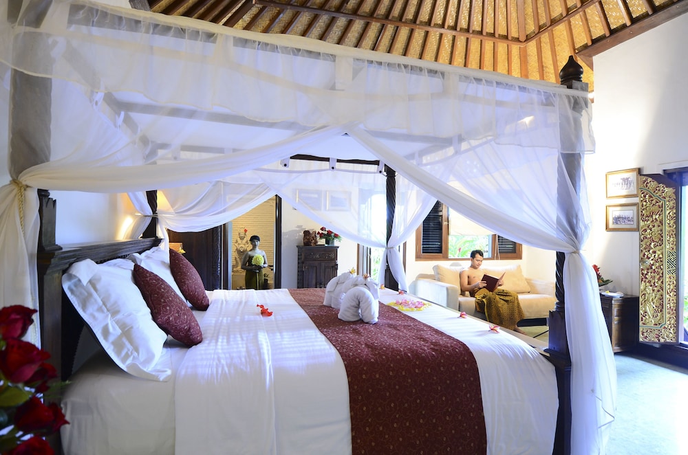 Tirta Ayu Hotel Restaurant 11/50