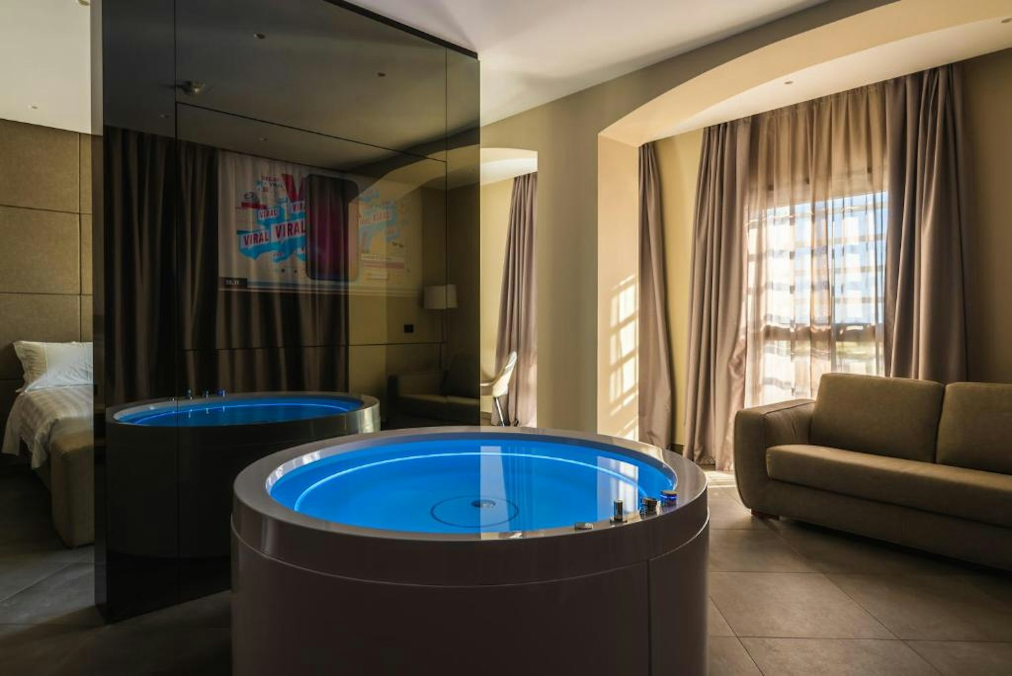 Salina Hotel 18/30