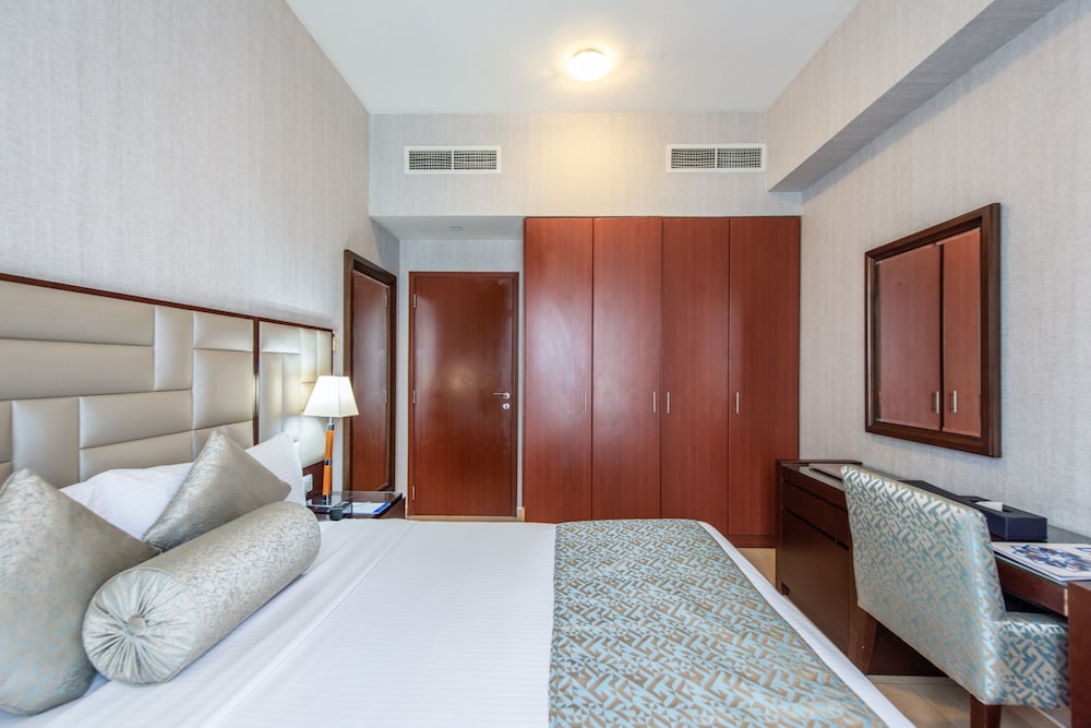 1 BEDROOM, DELUXE, APARTMENT
