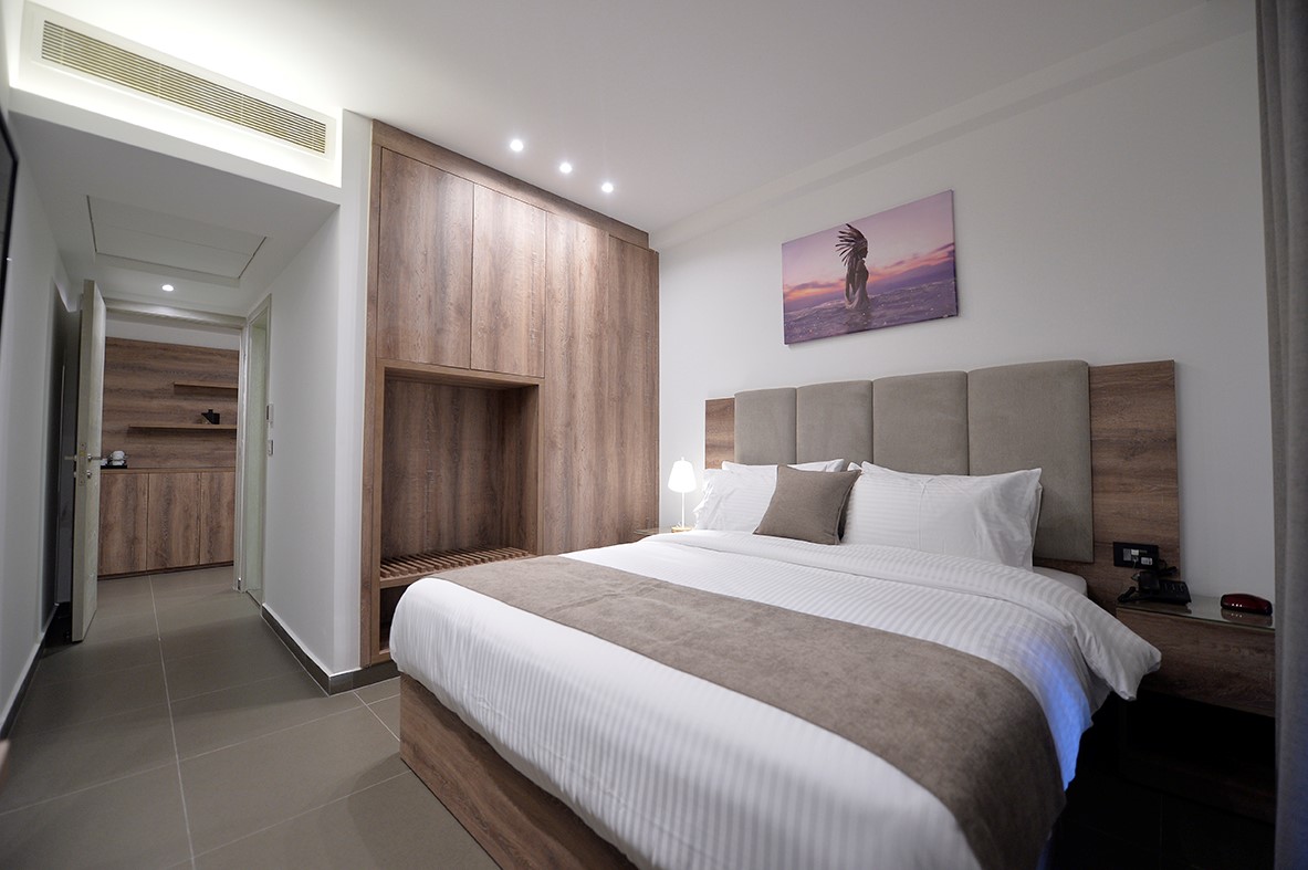 EXECUTIVE SUITE SEA VIEW (51 m2)