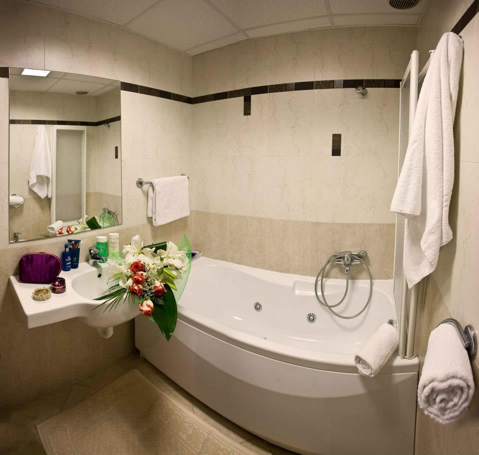 Hotel Due Mari 18/19
