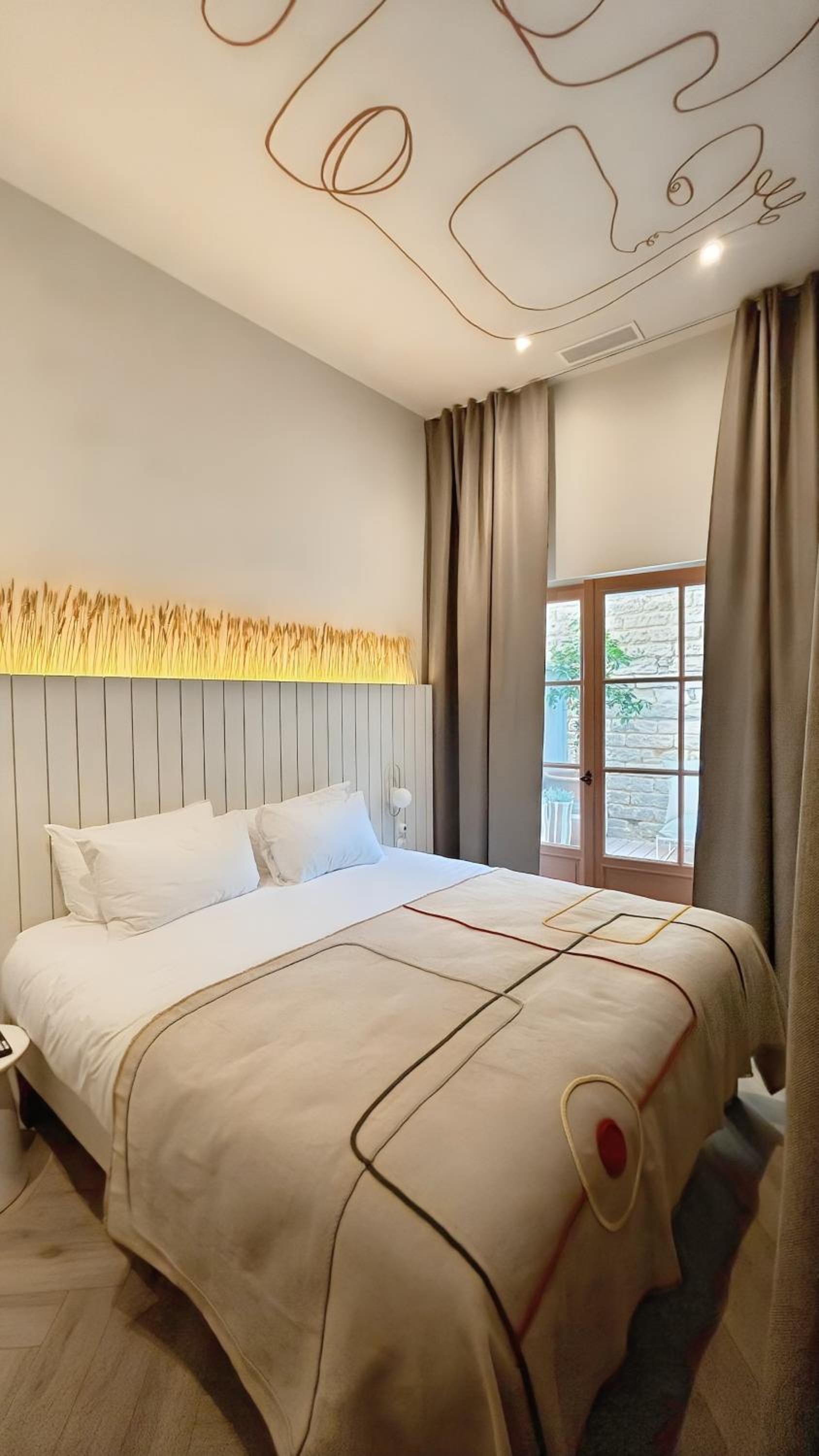 غرفة بسرير مزدوج بشرفة، Hotel Maison Soleil 2/5