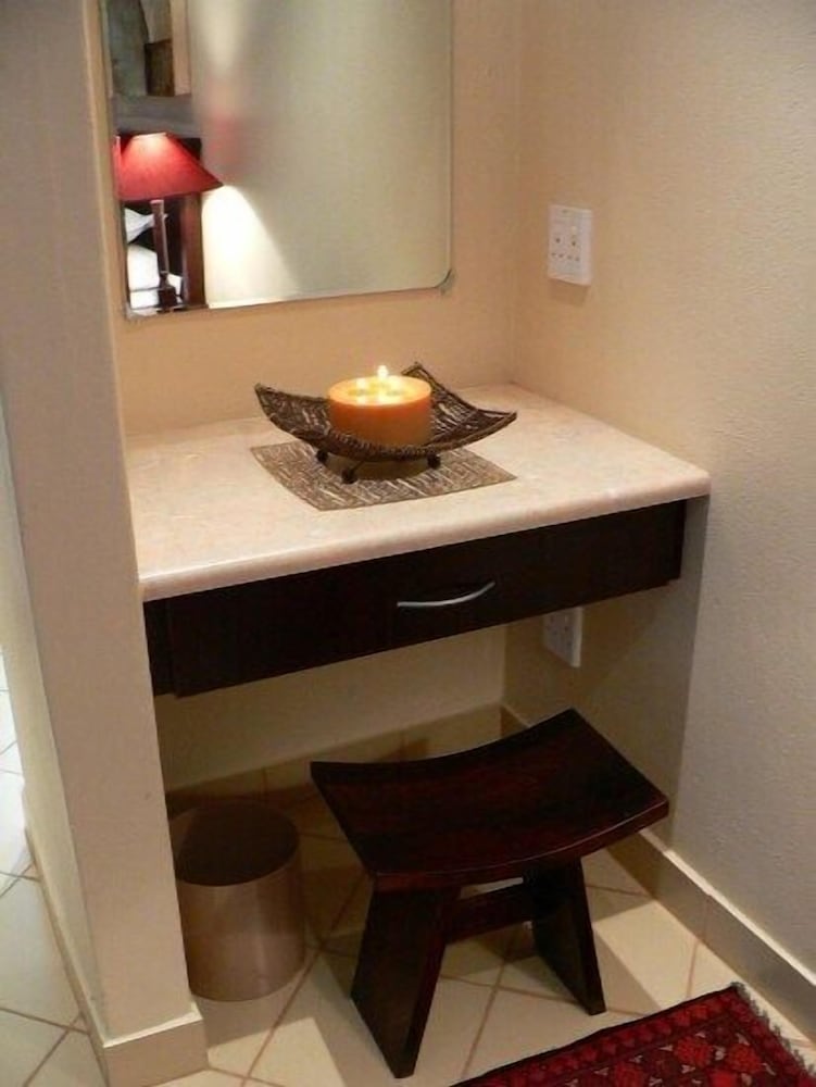 Rustenburg Boutique Hotel 49/50