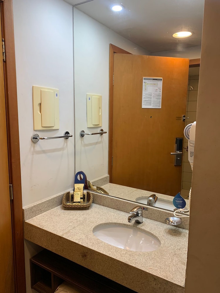 Nobile Inn Dutra Rio de Janeiro 26/26