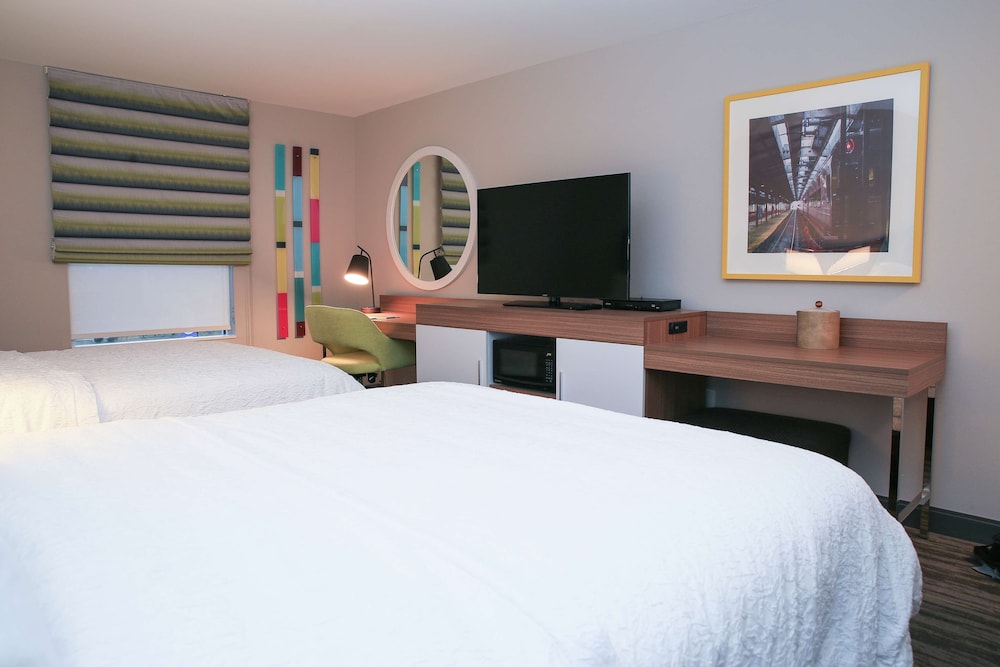 Hampton Inn And Suites Mount Laurel Moorestown 11/28