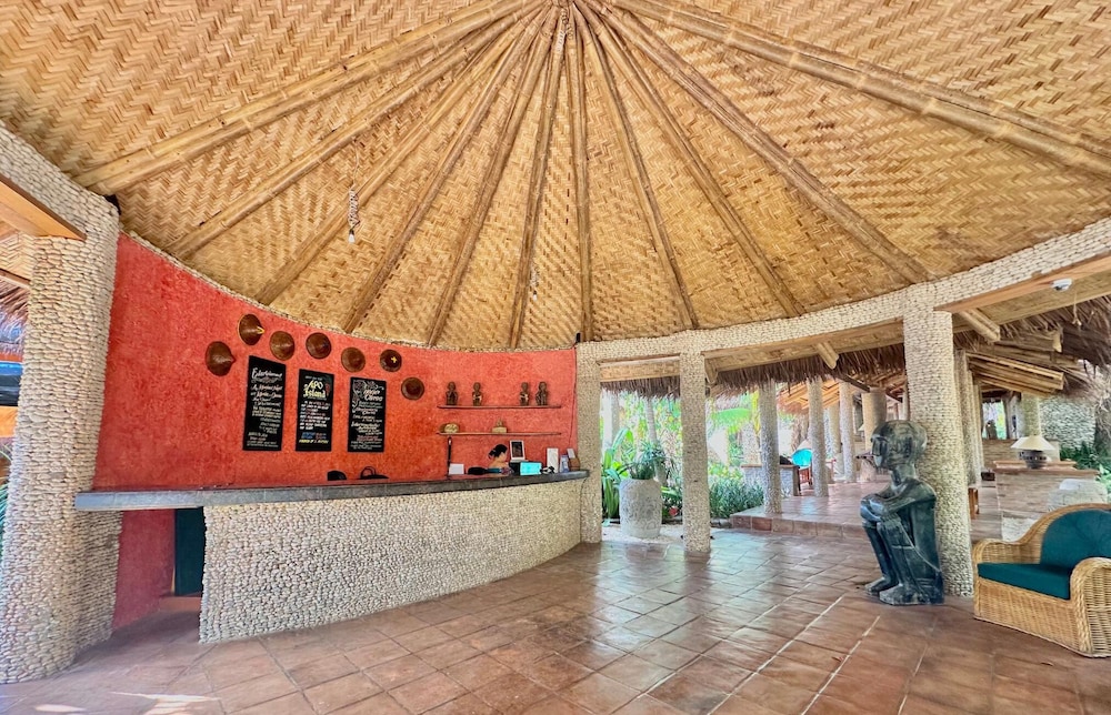 Coco Grove Beach Resort 7/50