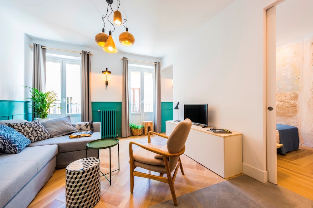 Be Mate Gran Via Suites 25/50