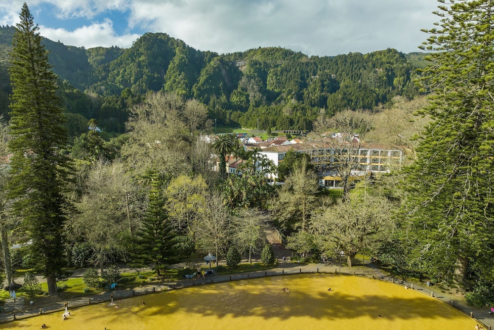 Terra Nostra Garden Hotel 39/85