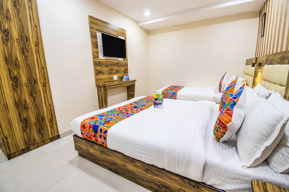 Fabhotel Orange Suites Santacruz East 7/26