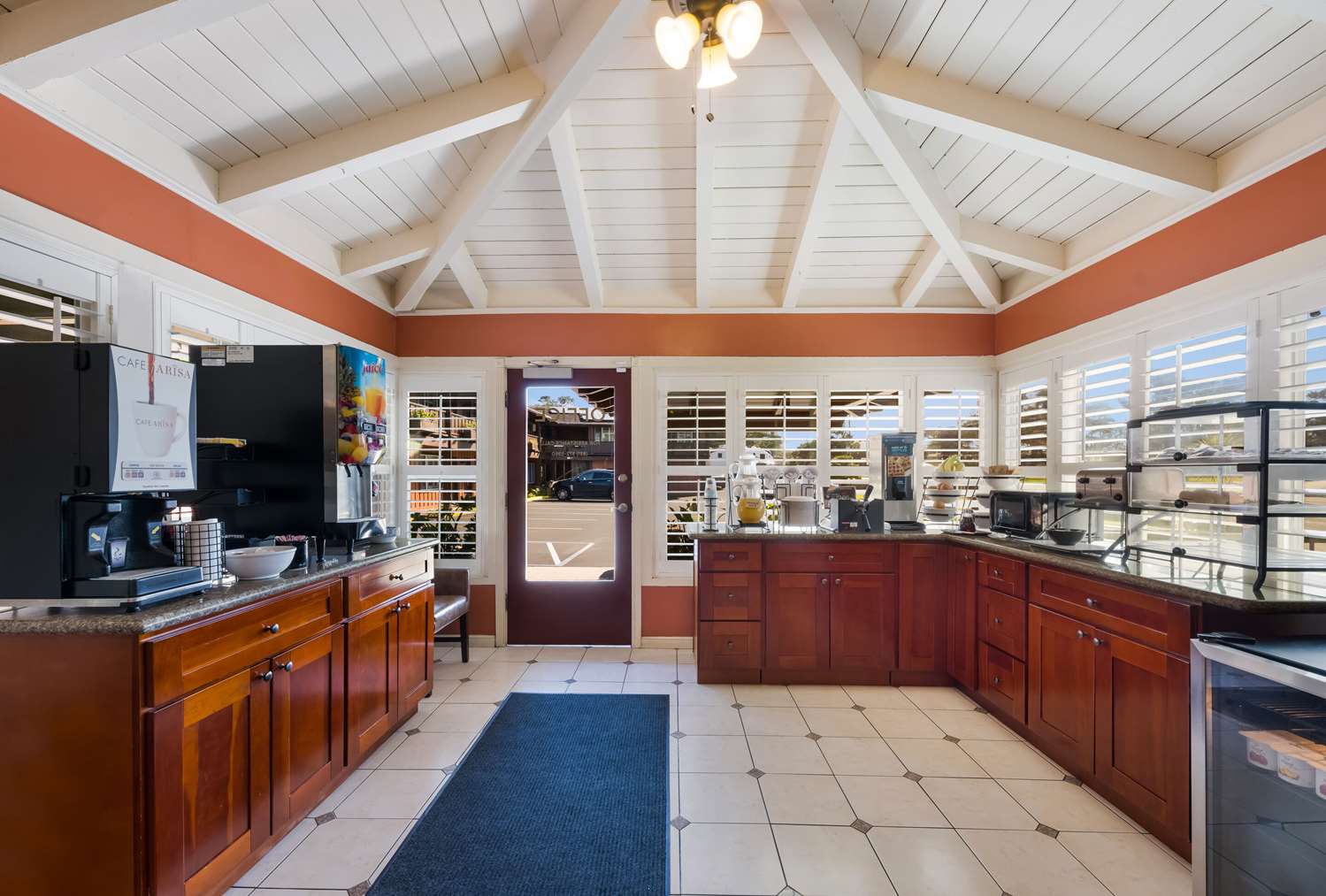 Clarion Collection Hotel Pacific Grove - Monterey 26/30