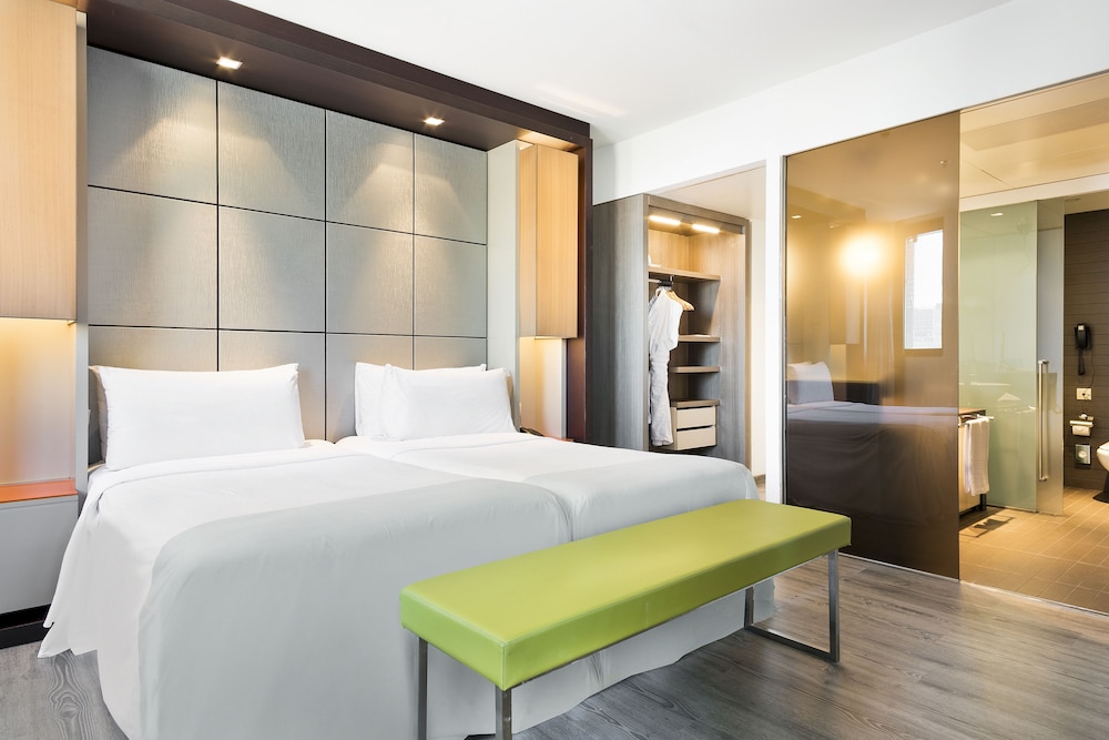 Hotel Barcelona Condal Mar Affiliated by Melia 17/67