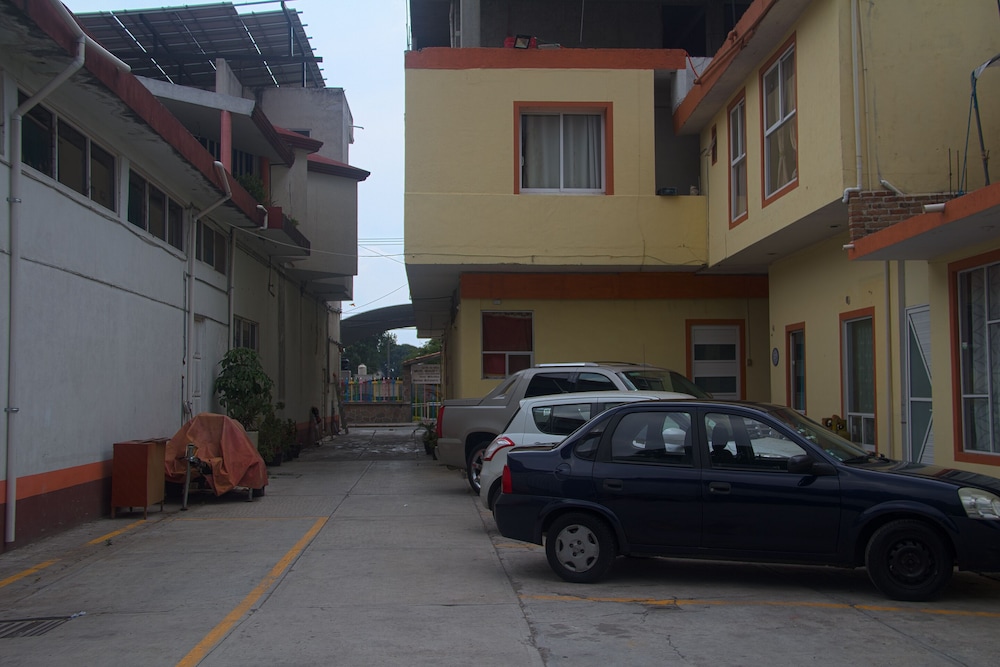 OYO Hotel Trigos De Oro San Luis Teolocholco Park 34/42