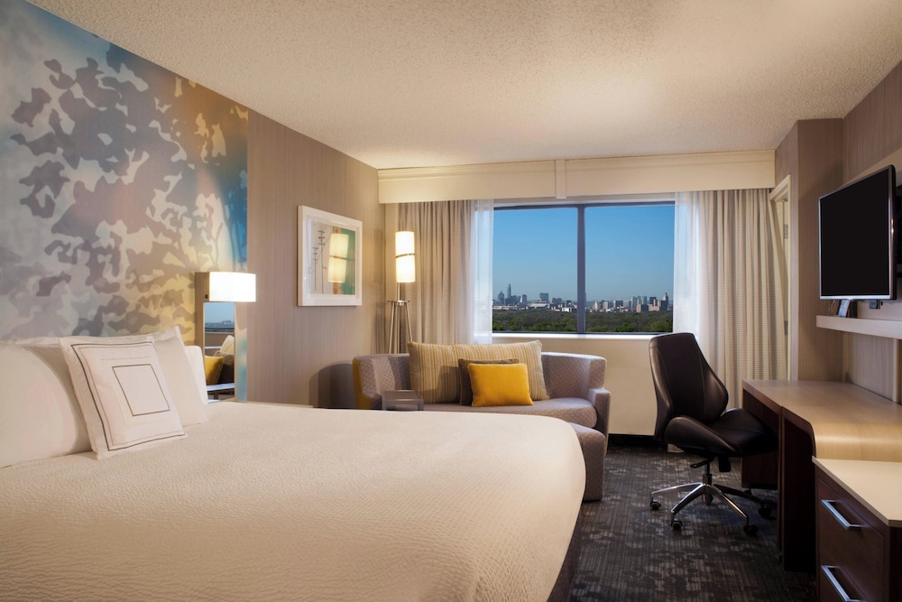 Room, King Bed, Sofa