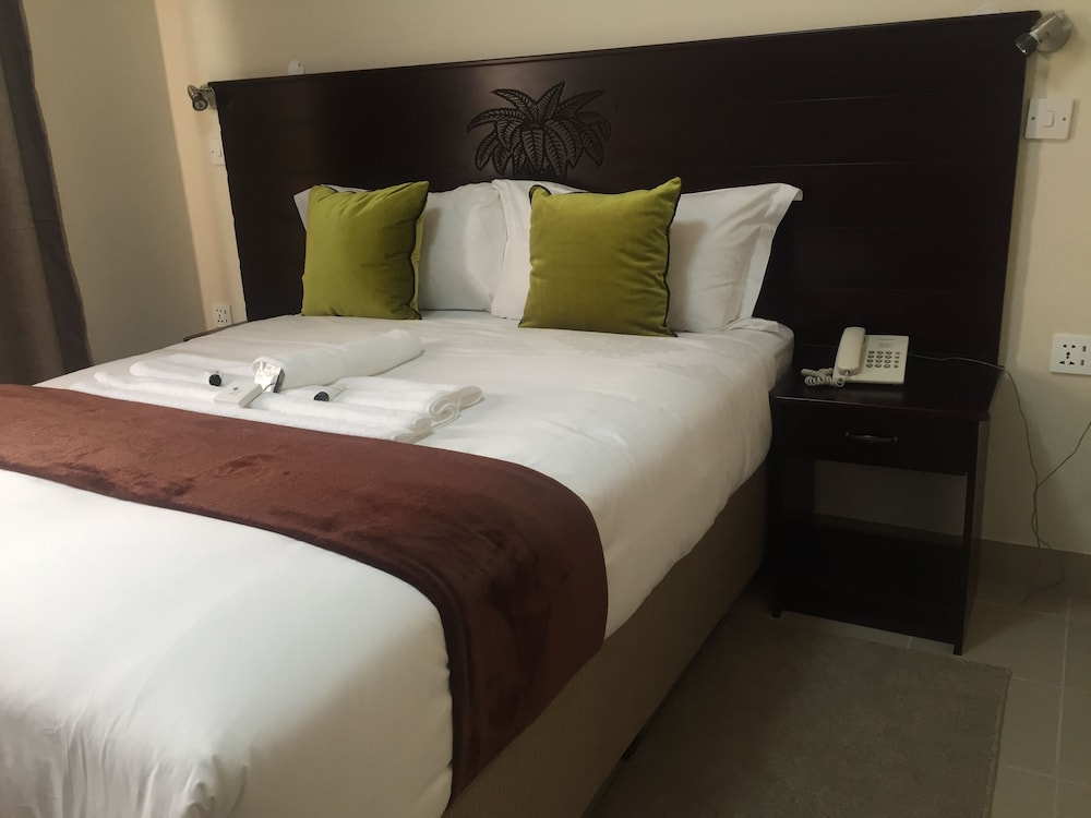 Cycad Palm Hotel 13/50