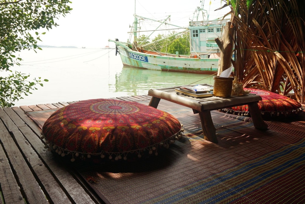Deep House Seaview 32/55
