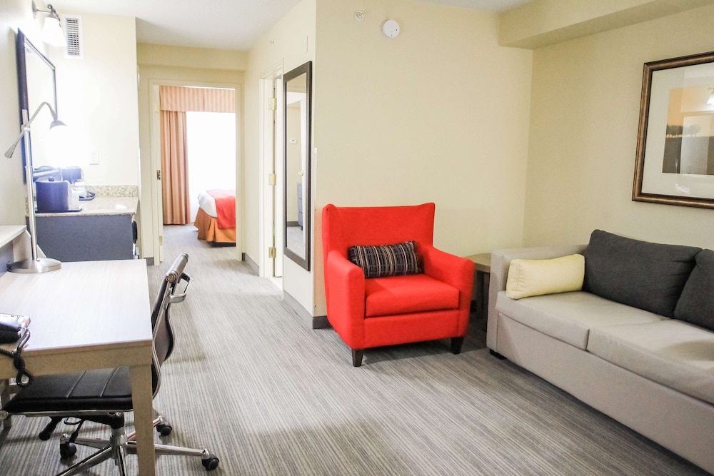 Country Inn & Suites by Radisson, Chester, VA 22/24