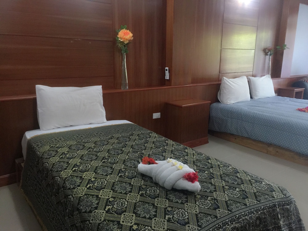 Poonsap Resort 34/62