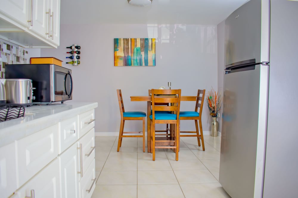 Casa Clayton At Donhead - New Kingston 38/50