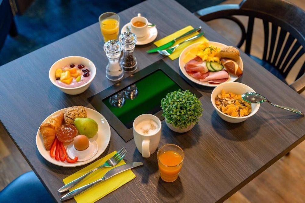 ibis Styles Kiel 32/49