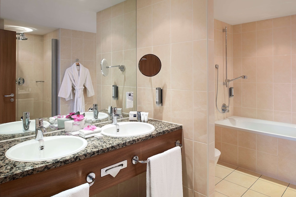 Dorint Hotel Am Dom Erfurt 47/50