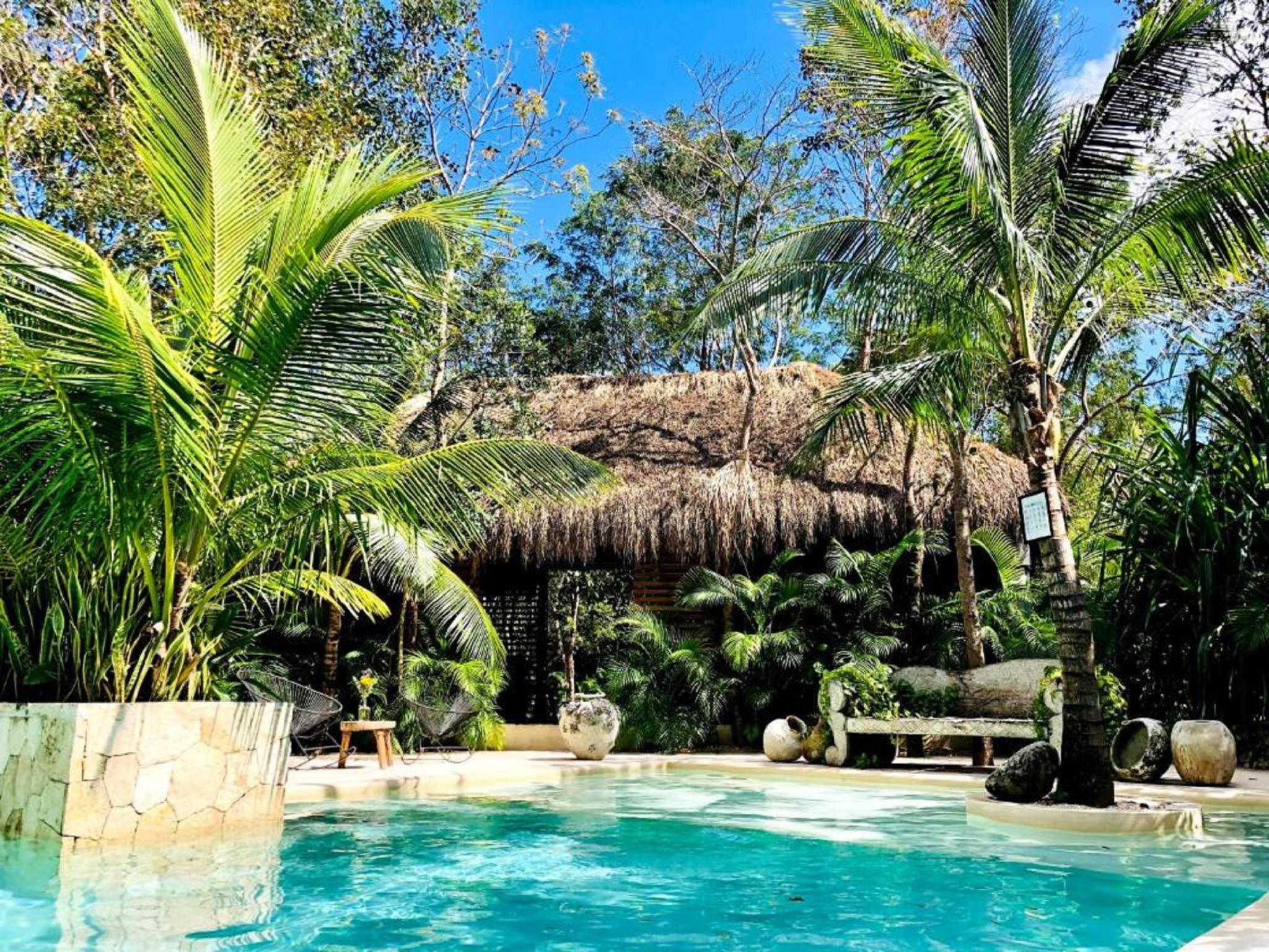 Room, with Pool