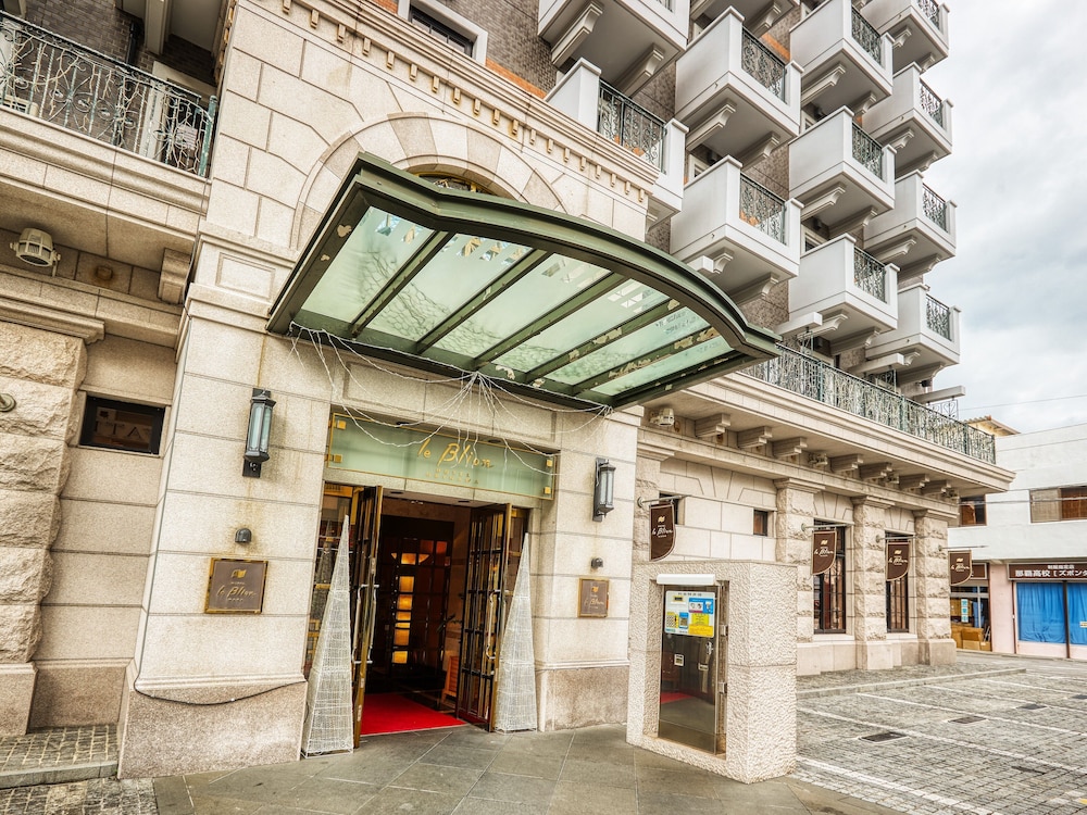 Hotel Blion Naha 8/64