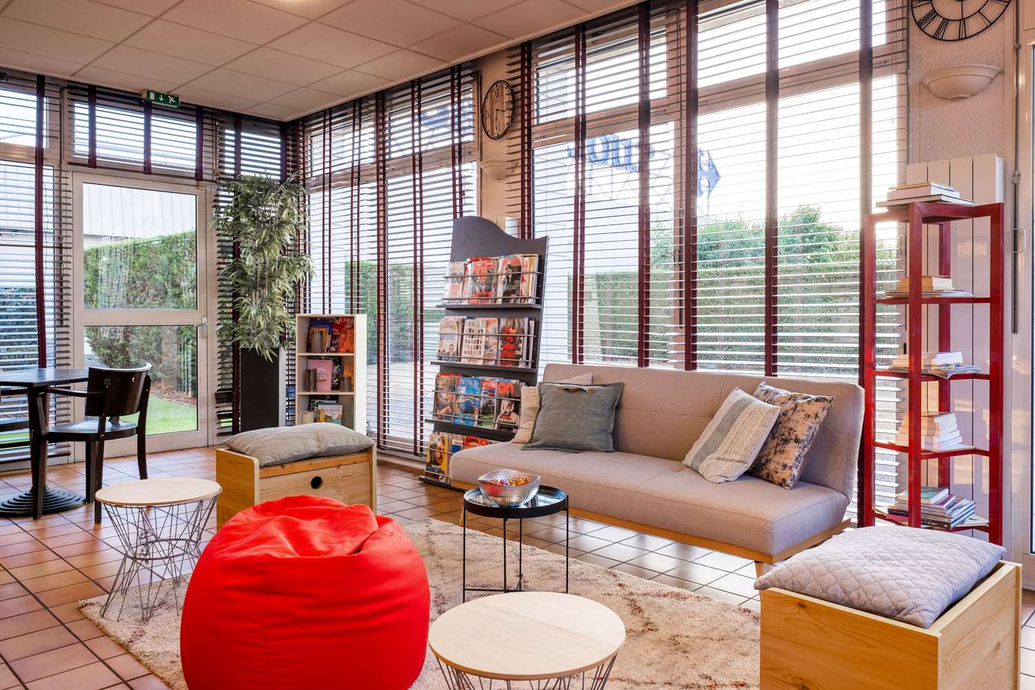 lounge