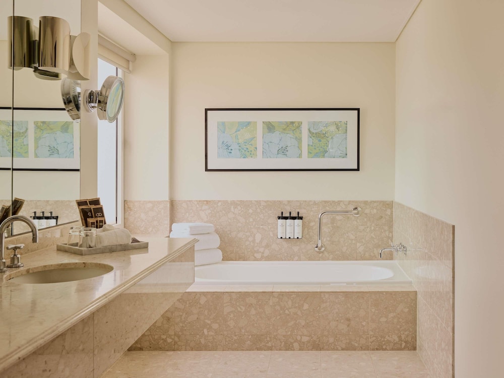 جناح سيغنتشر بسرير كينج بإطلالة على المدينة، SOFITEL BRISBANE CENTRAL 4/4