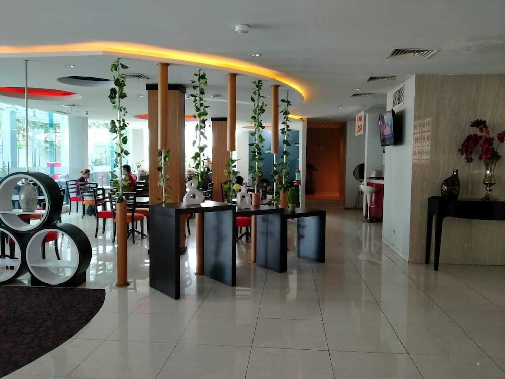 News Hotel Surabaya By Graha Pena Jawa Pos 39/50