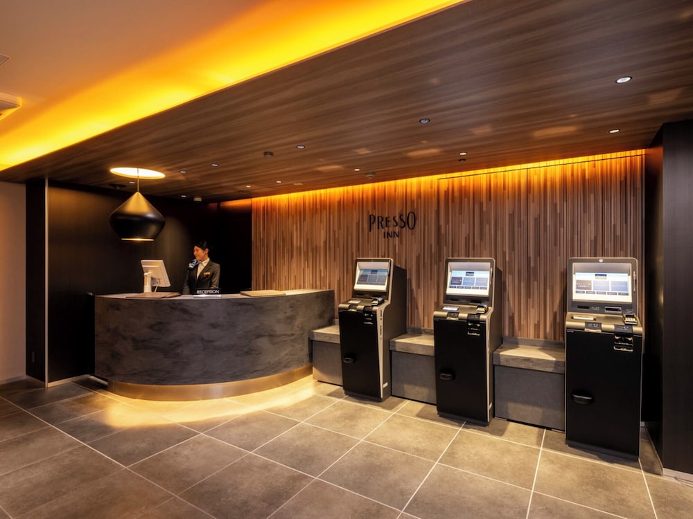 Keio Presso Inn Tokyo Station Yaesu 8/76