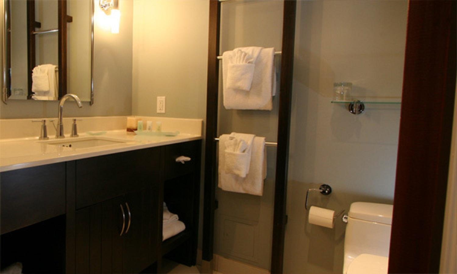 Hockley Valley Resort 29/31