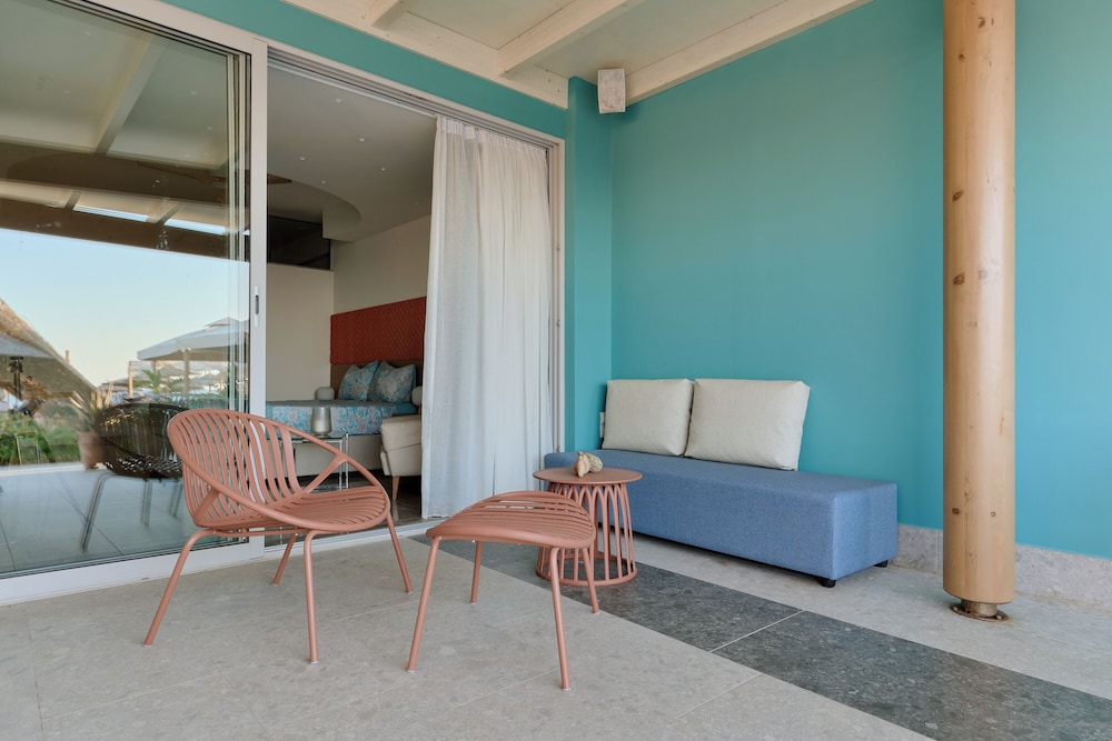Aptera Beach 25/46