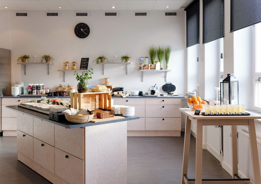 Norrland Ymca Hostel 36/42