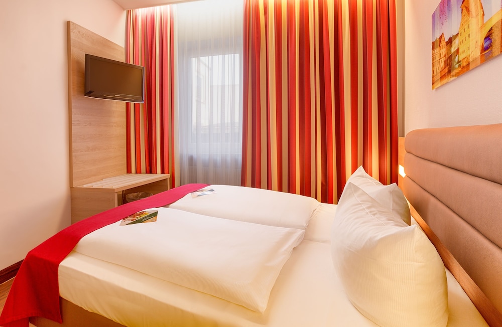 Hotel National 40/72
